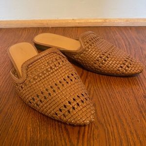 Size 6 flats